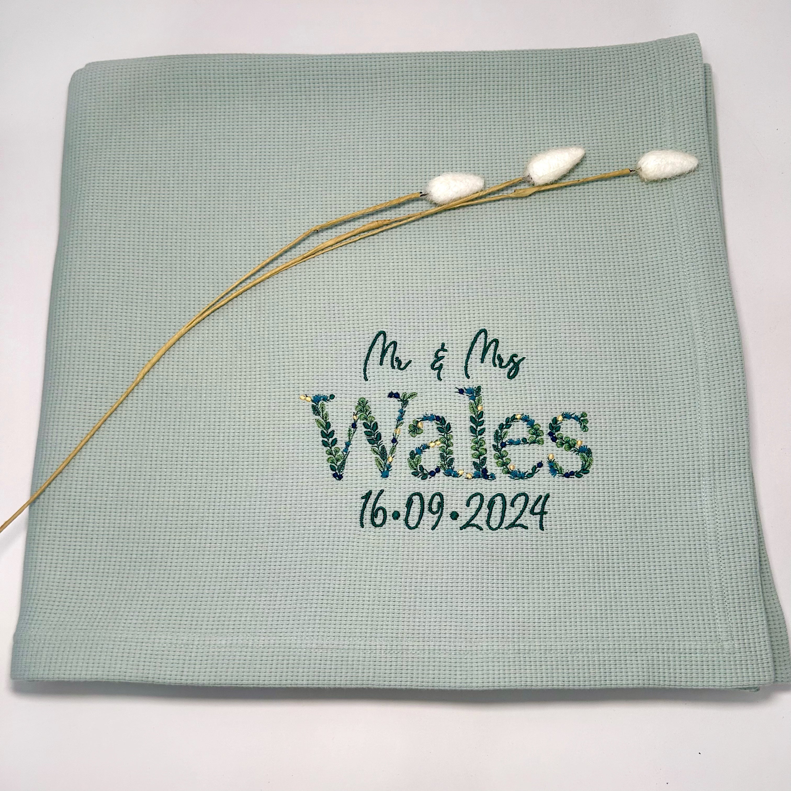 Adult Throw - Decorative Wedding