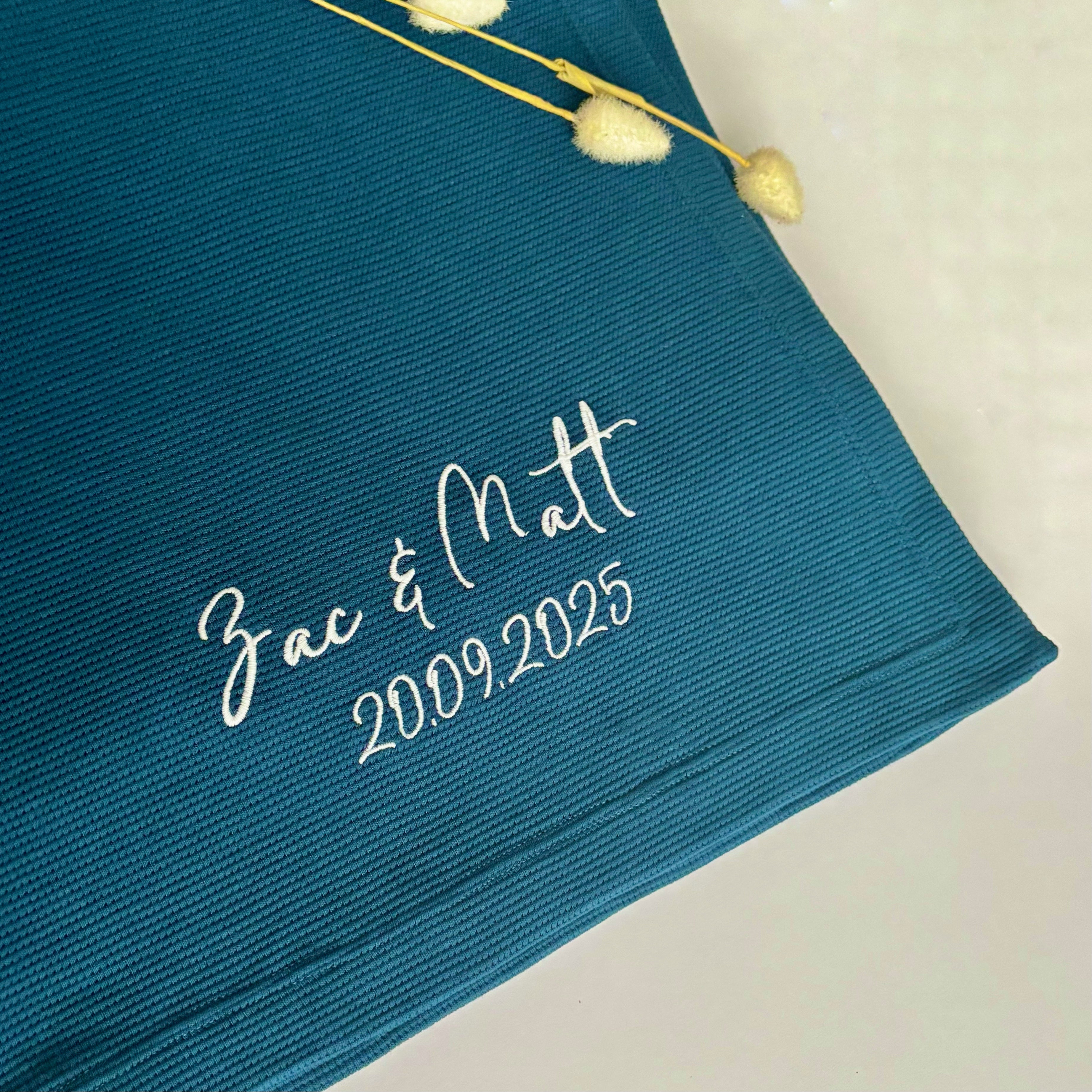 Adult Throw - Couple