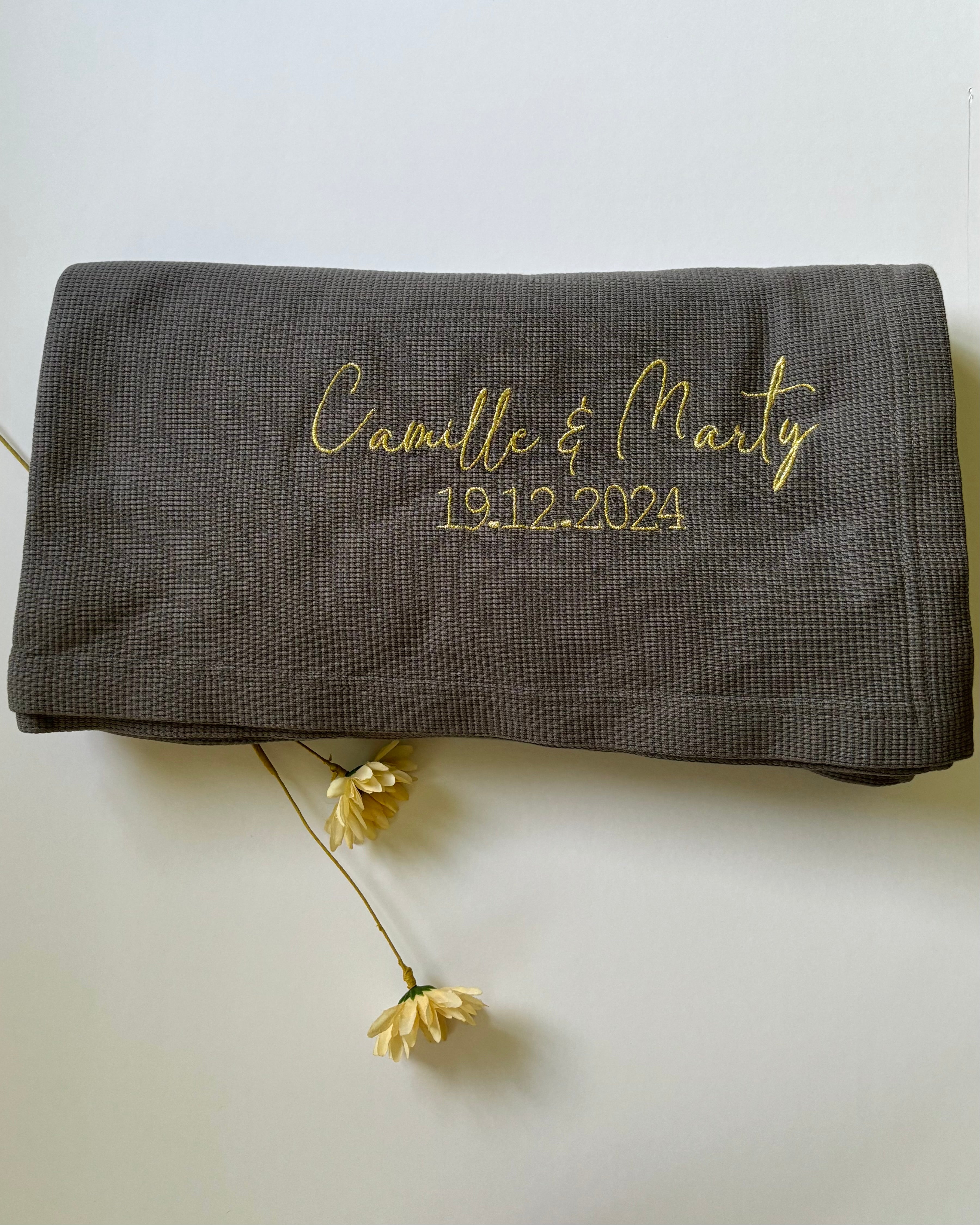 Adult Throw - Couple