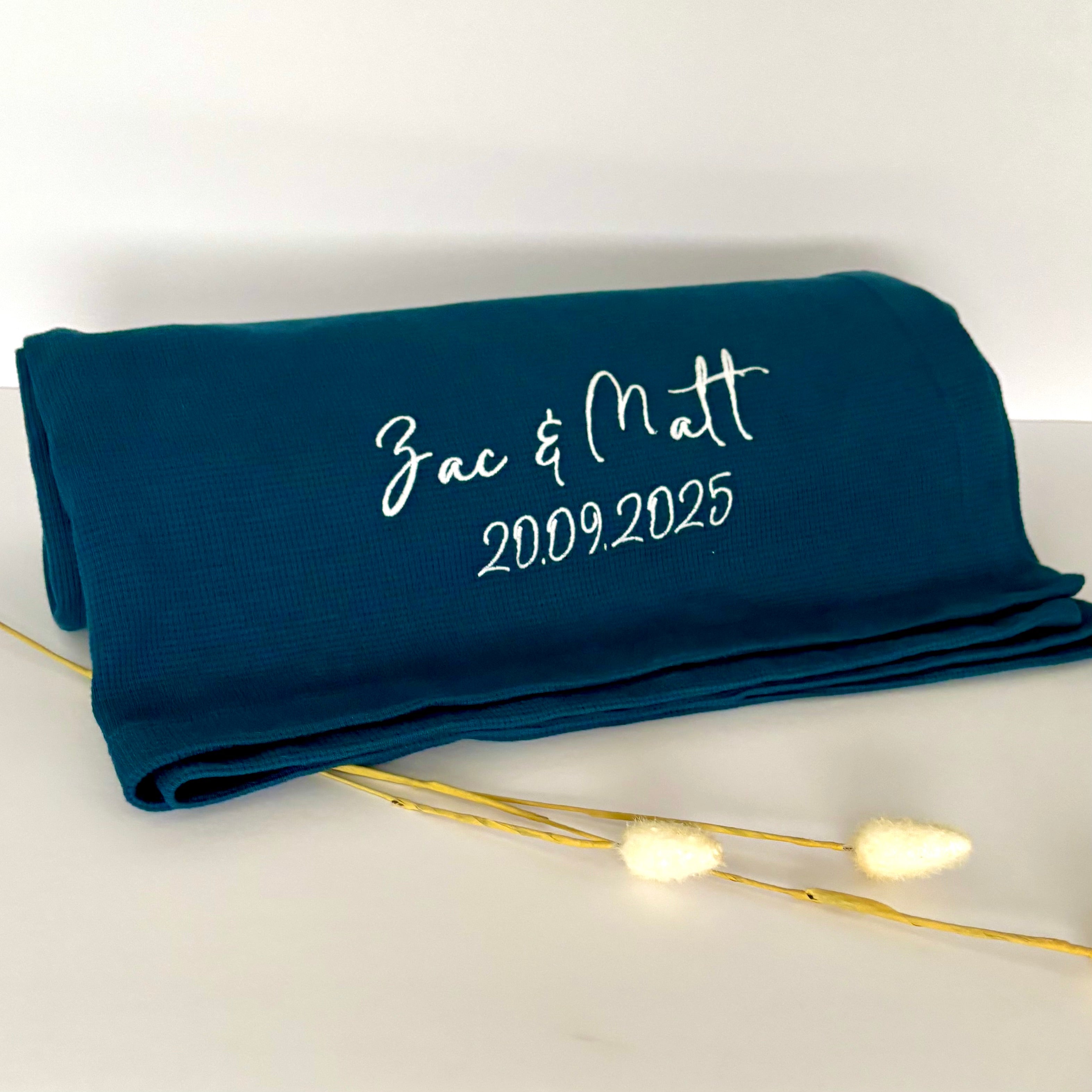 Adult Throw - Couple