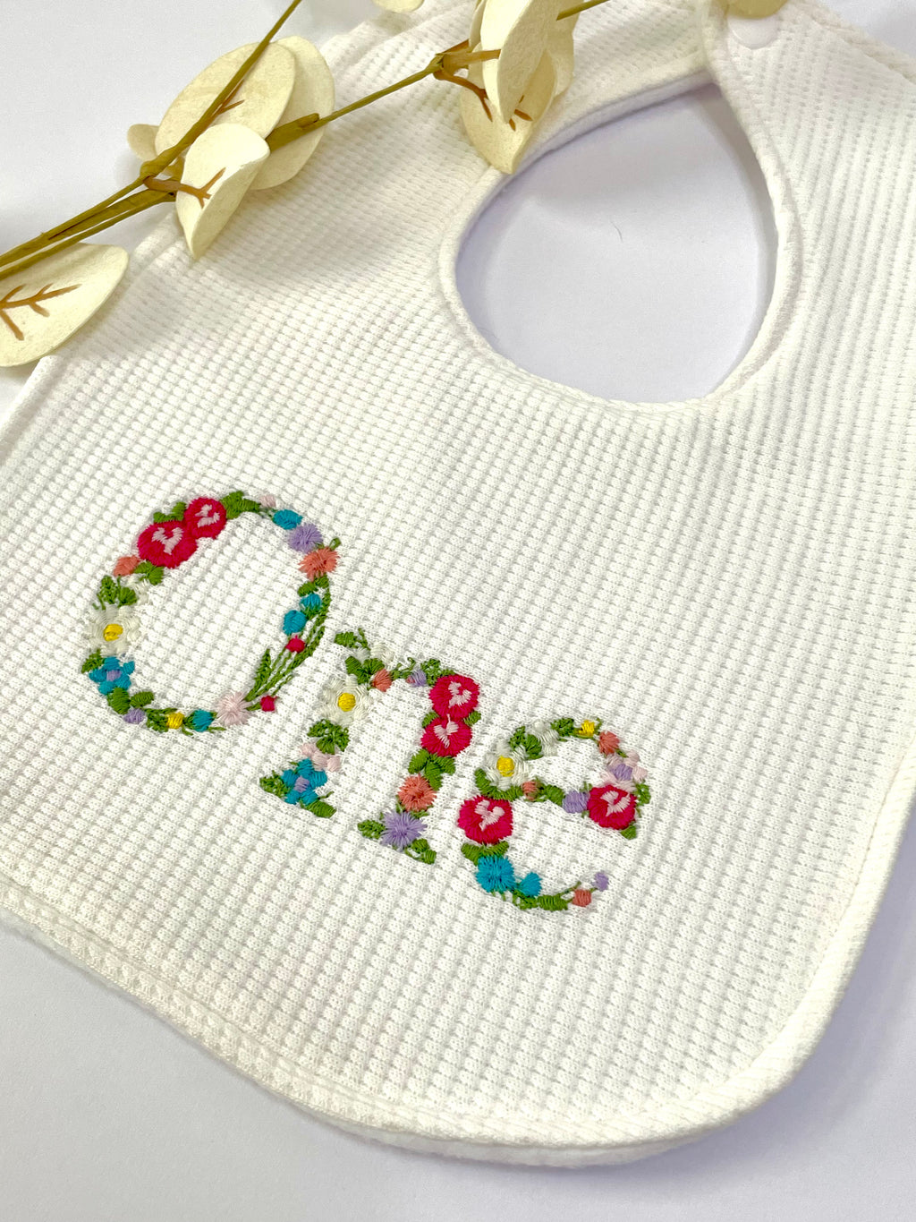 Bib - One